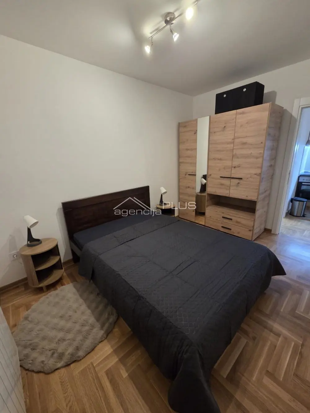 Beograd Zvezdara Jednoiposoban stanovi 400 evra 