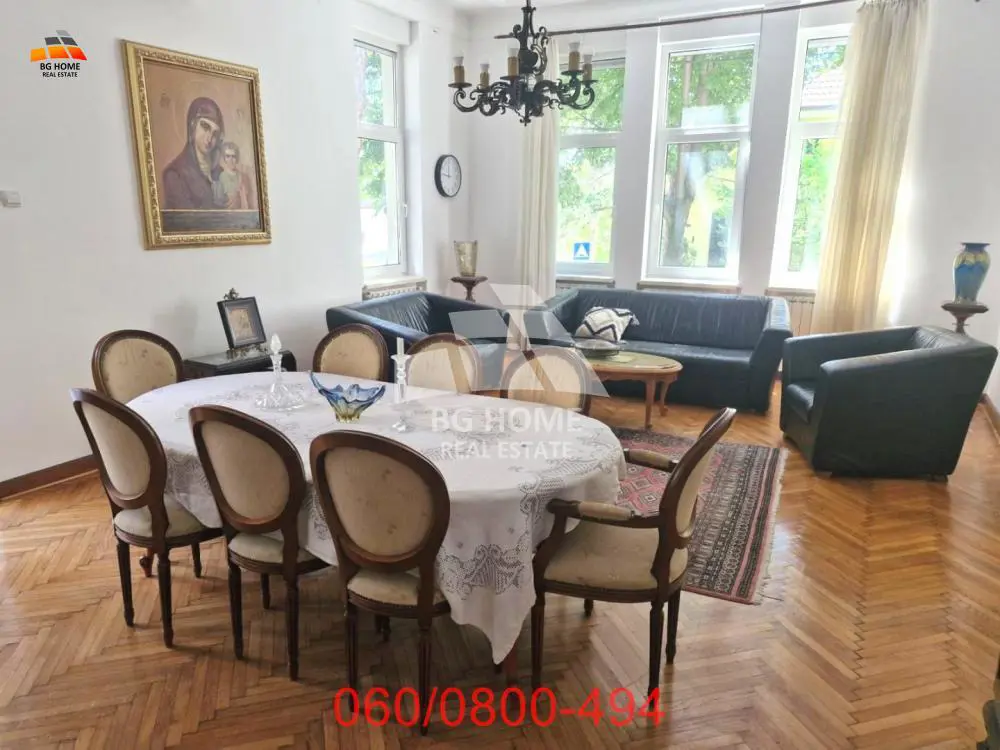 Beograd Savski venac Trosoban stanovi 1500 evra 