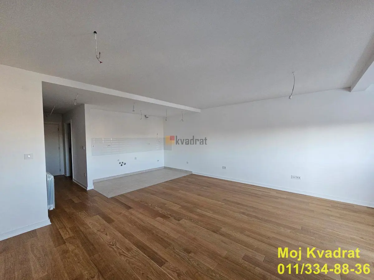 stanovi Beograd Vukov Spomenik Čelopečka  novogradnja Četvorosoban 