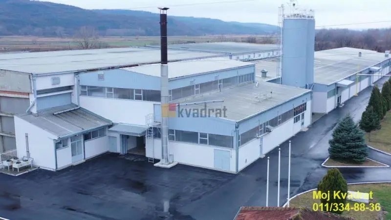  uknjizeni poslovni prostor Okolina - 3495000 evra 