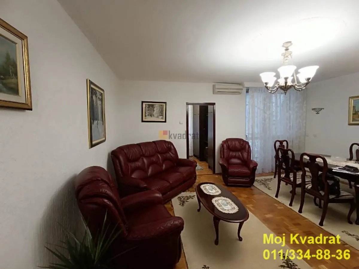 Beograd Voždovac Dvoiposoban stanovi 700 evra 