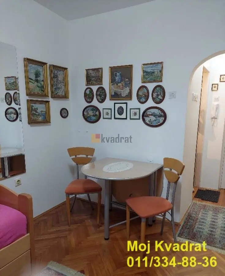 Beograd Voždovac  uknjizeni Garsonjera stanovi 65000 evra 