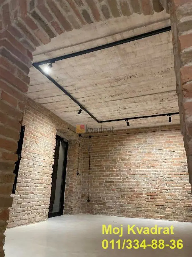  uknjizeni poslovni prostor Zemun Zemun centar 310000 evra 