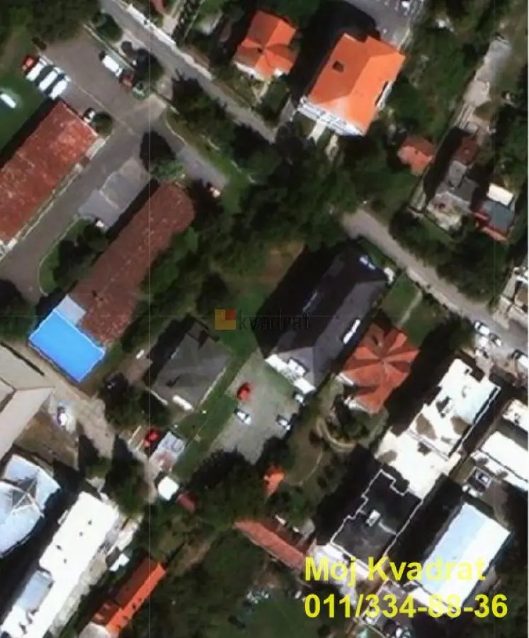  uknjizeni plac Zemun - 850000 evra 