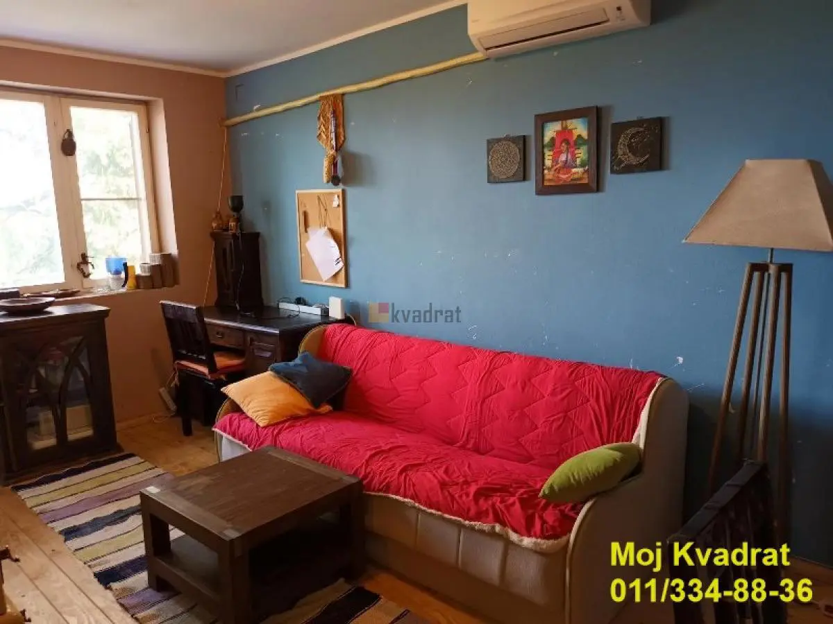  uknjizeni kuće Sremska kamenica - Popovica - 105000 evra 