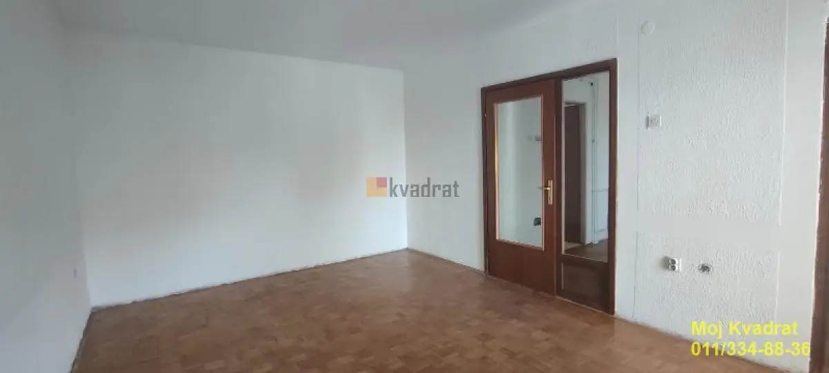  uknjizeni Jednoiposoban stanovi Čukarica Čukarička padina 160000 evra 
