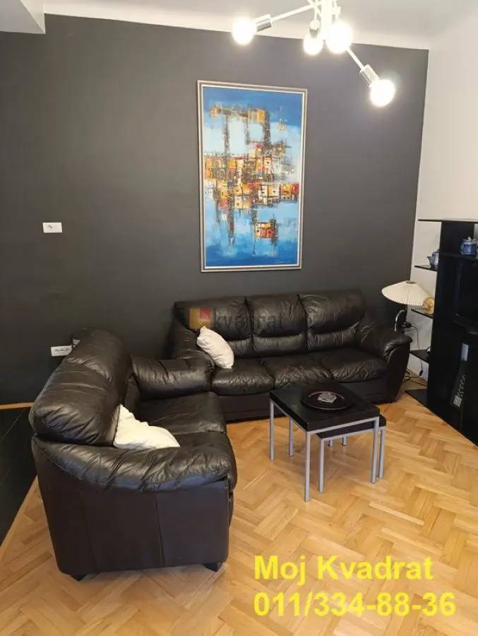 Jednosoban stanovi Stari Grad Knez Mihailova i Studentski trg 650 evra 