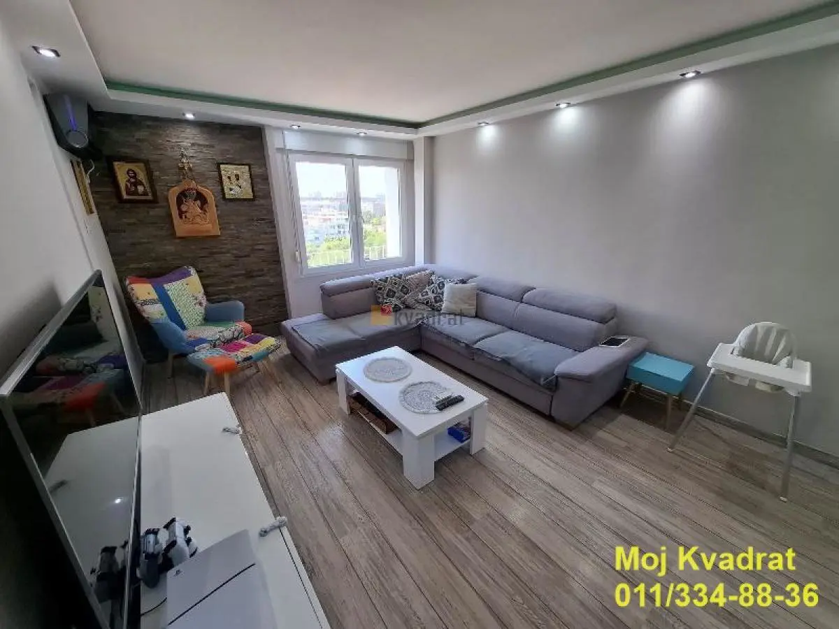 stanovi Beograd Blok 30 Bulevar Mihajla Pupina  uknjizeni Dvoiposoban 
