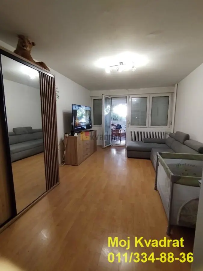  uknjizeni Trosoban stanovi Novi Beograd Savski blokovi (44 45 70 70a) 275000 evra 