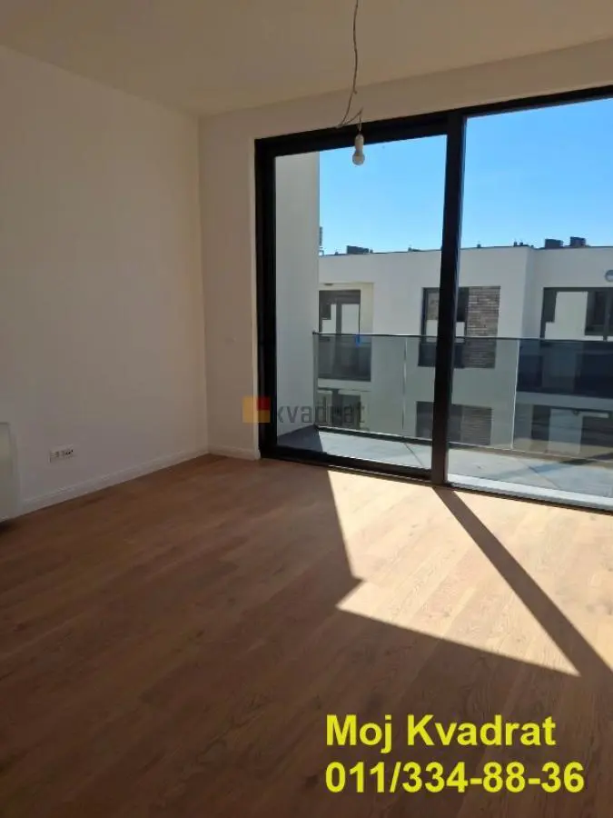  novogradnja Trosoban stanovi Zemun - 275400 evra 