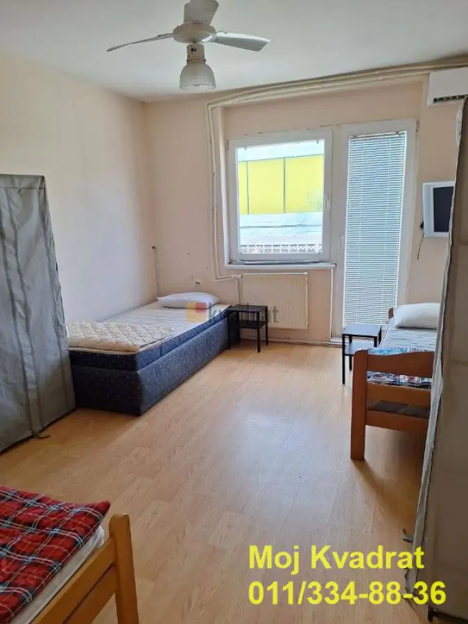 Šestosoban stanovi Zemun Ugrinovci 500 evra 