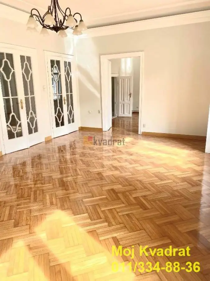 Beograd Stari Grad Petosoban stanovi 2500 evra 