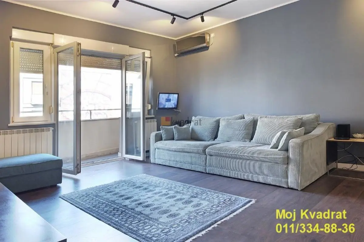 Beograd Vračar  uknjizeni Trosoban stanovi 430000 evra