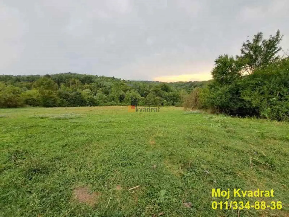 Beograd Sopot  uknjizeni plac 20000 evra 