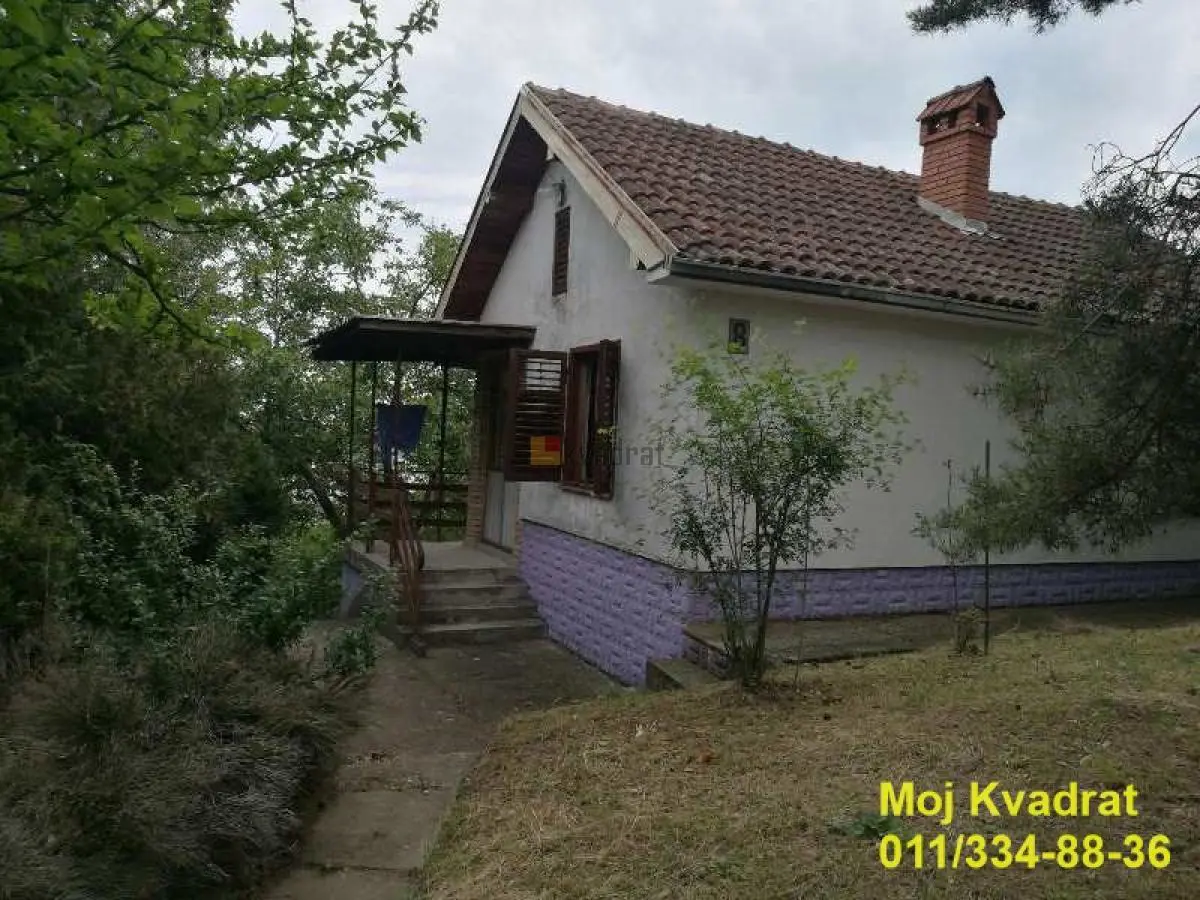 Inđija Okolina  uknjizeni kuće 45000 evra 