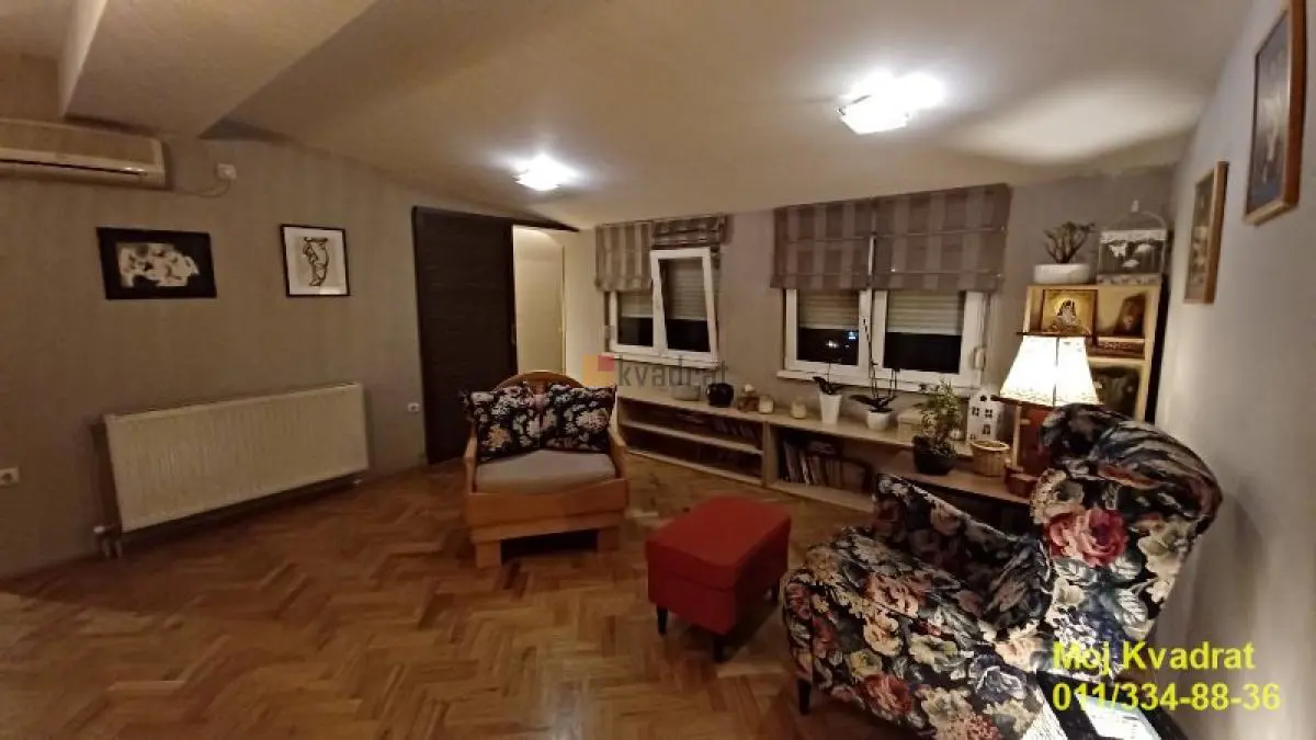 stanovi Beograd Filmski Grad Ratka Mitrovića  uknjizeni Četvorosoban 