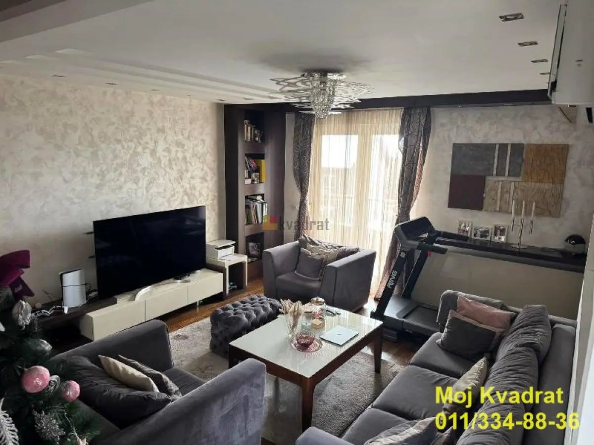 stanovi Beograd Sunčana Padina   Veljka Petrovića  uknjizeni Četvorosoban 