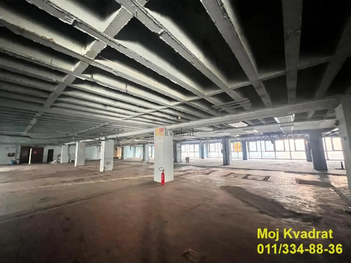 poslovni prostor Stari Grad Centar i Terazije 25200 evra 