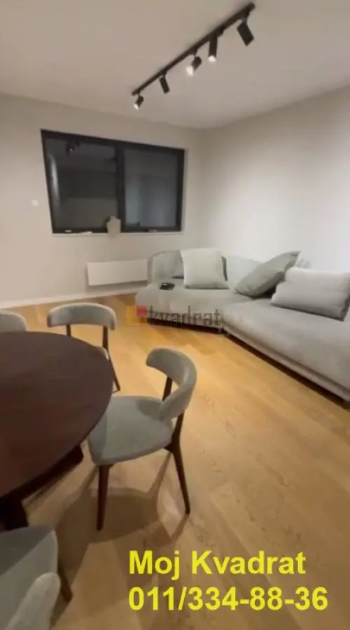  uknjizeni  novogradnja Garsonjera stanovi Vračar Čubura 135000 evra 