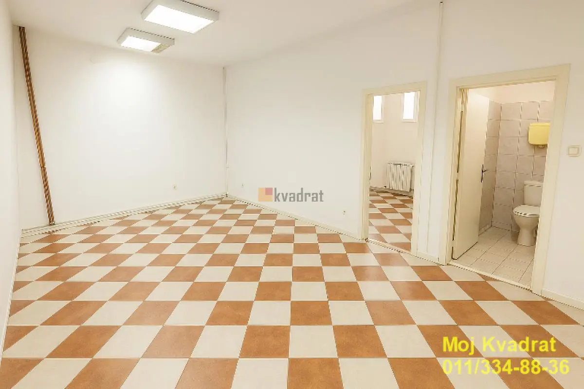 poslovni prostor Zemun Kalvarija i naselje Marija Bursać 900 evra 