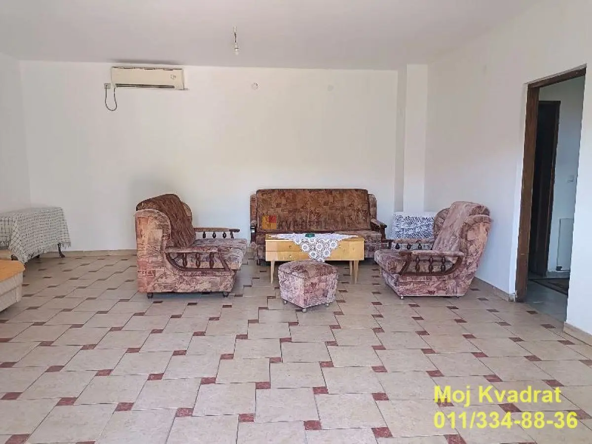  uknjizeni kuće Palilula Borča 157000 evra 