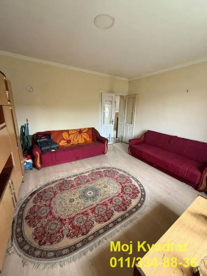  uknjizeni kuće Okolina - 53000 evra 