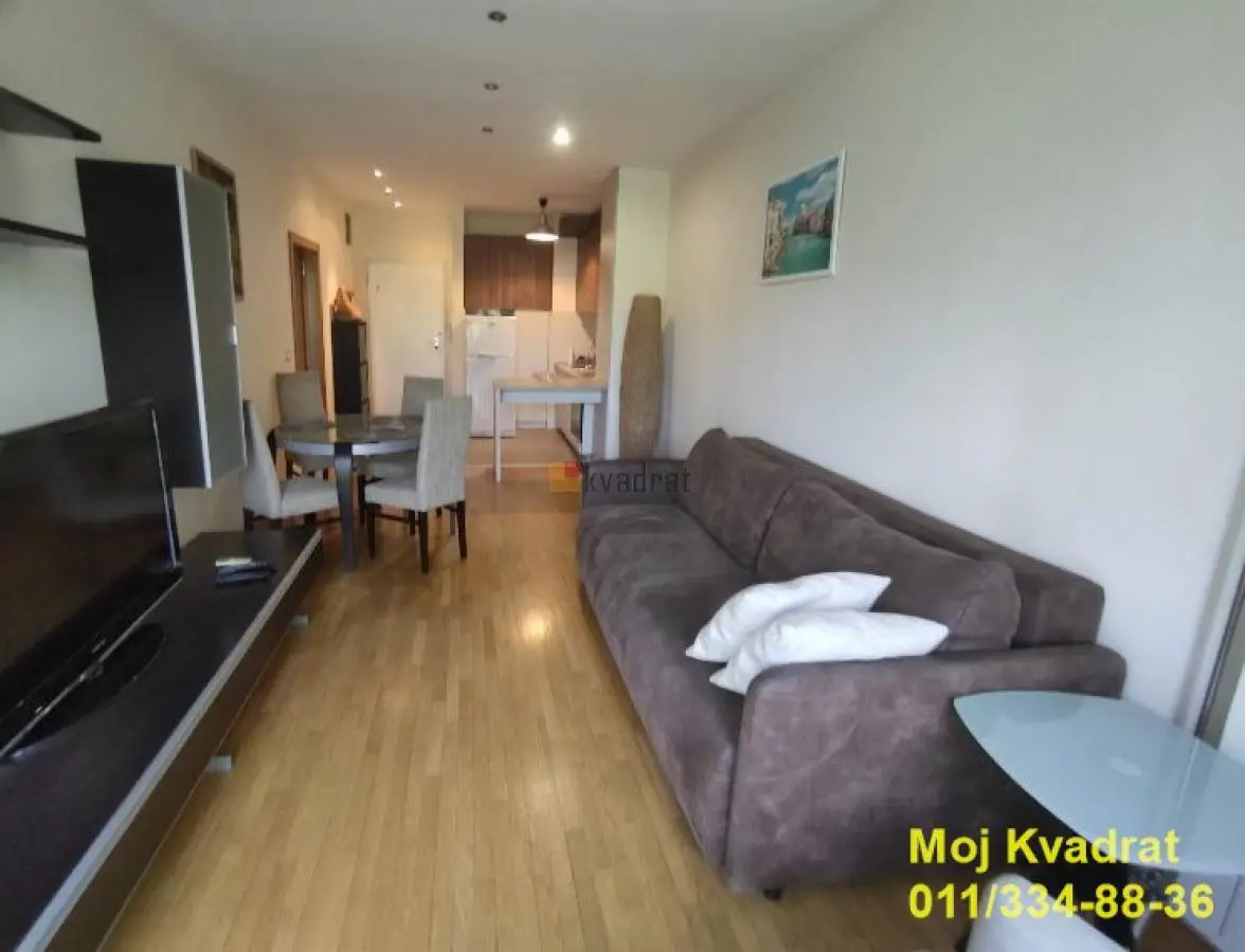 Beograd Voždovac Dvosoban stanovi 650 evra 