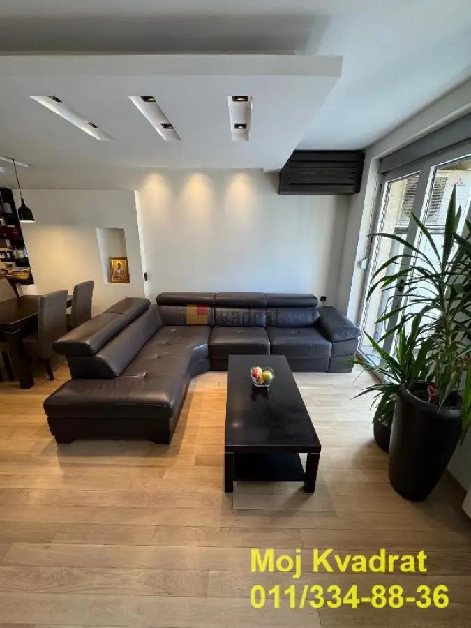 stanovi Beograd Crveni Krst Golubačka  uknjizeni Četvorosoban 