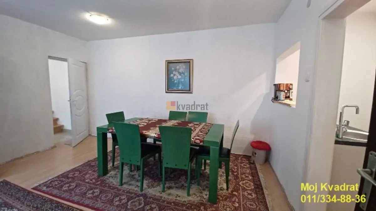  uknjizeni Trosoban stanovi Zemun Kalvarija i naselje Marija Bursać 170000 evra 