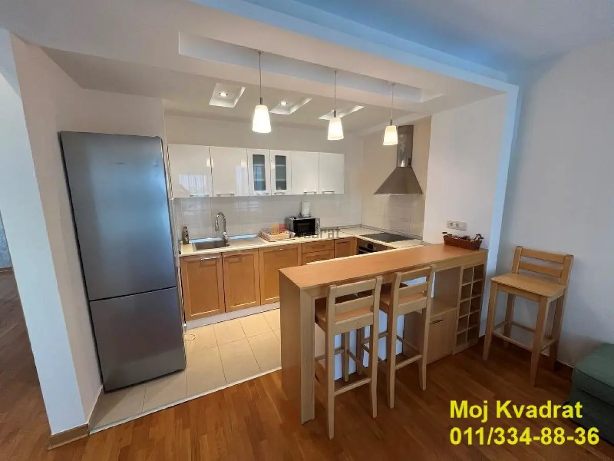 stanovi Beograd Blok 67 - Belville Đorđa Stanojevića  uknjizeni Trosoban 