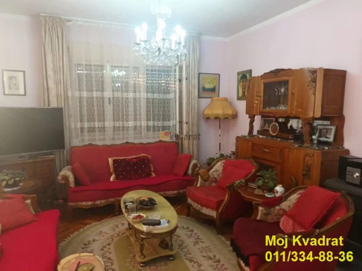 kuće Stara Pazova Nova Pazova Kneza Mihaila  uknjizeni 