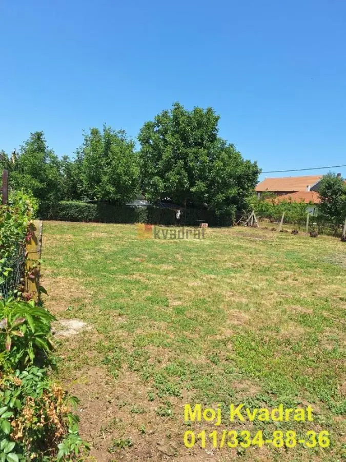  uknjizeni plac Surčin Surčin Centar 83000 evra 