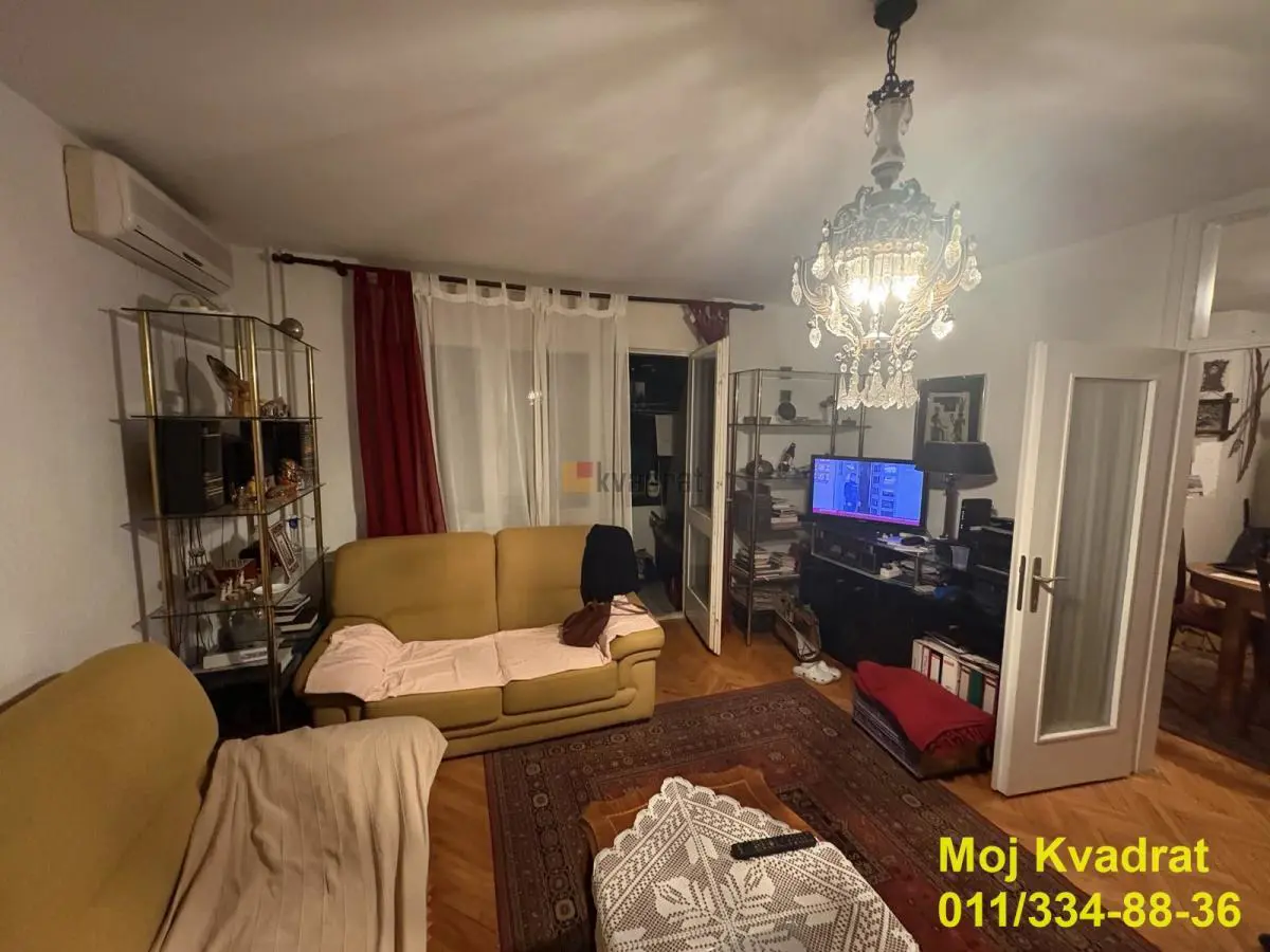  uknjizeni Četvorosoban stanovi Zvezdara Olimp 320000 evra 
