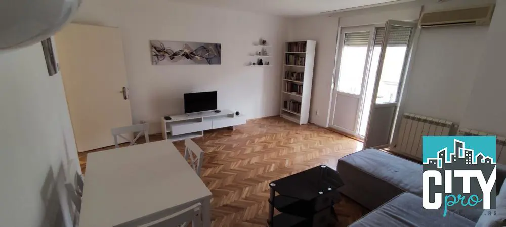 Dvosoban stanovi Stari Grad Dorćol gornji 800 evra 