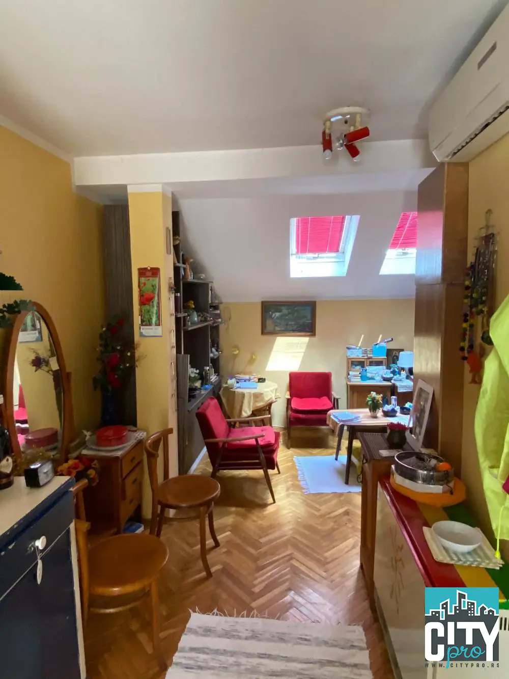 Beograd Stari Grad Dvoiposoban stanovi 135000 evra 