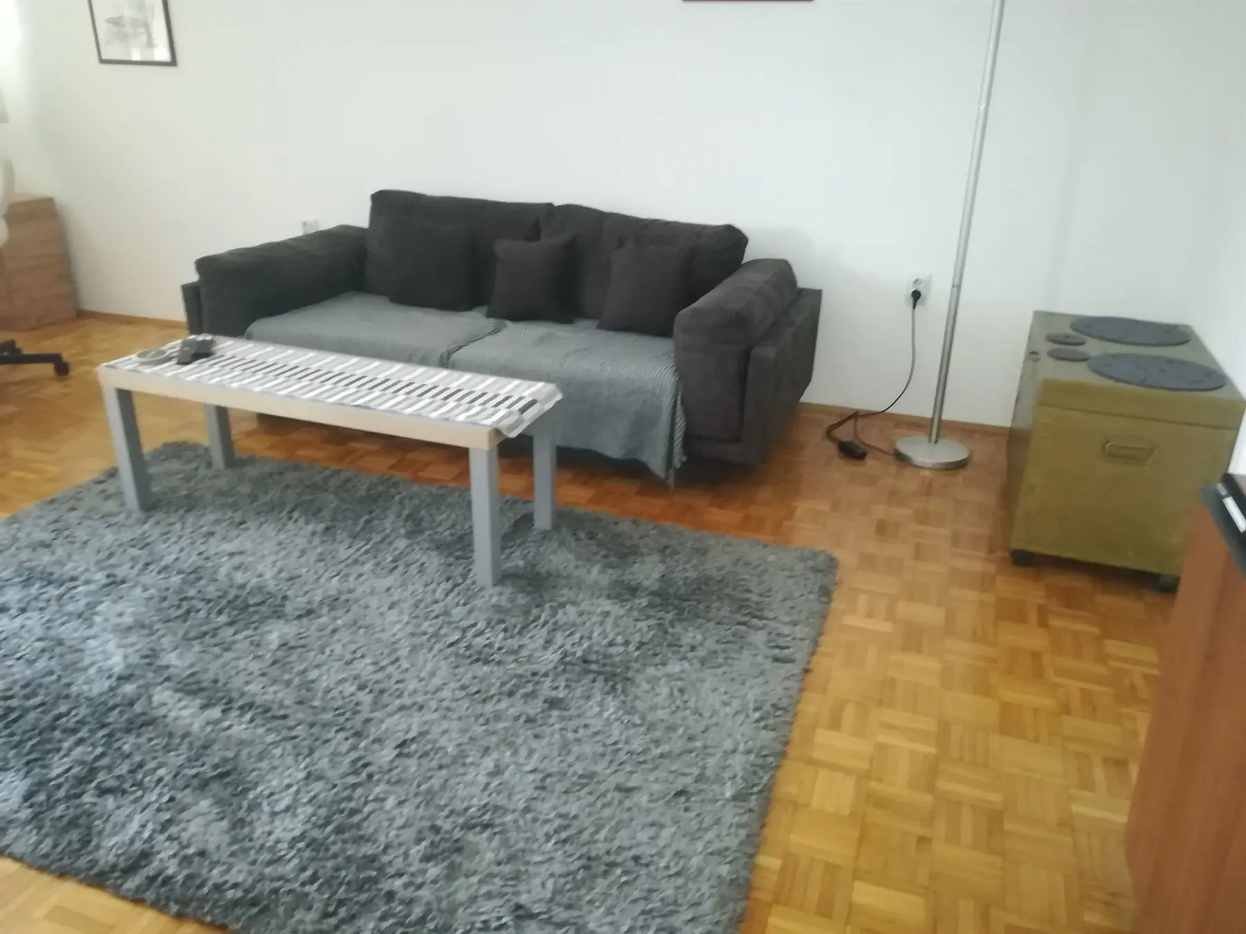 Dvosoban stanovi Novi Beograd Genex (blok 37 i 38) 599 evra 