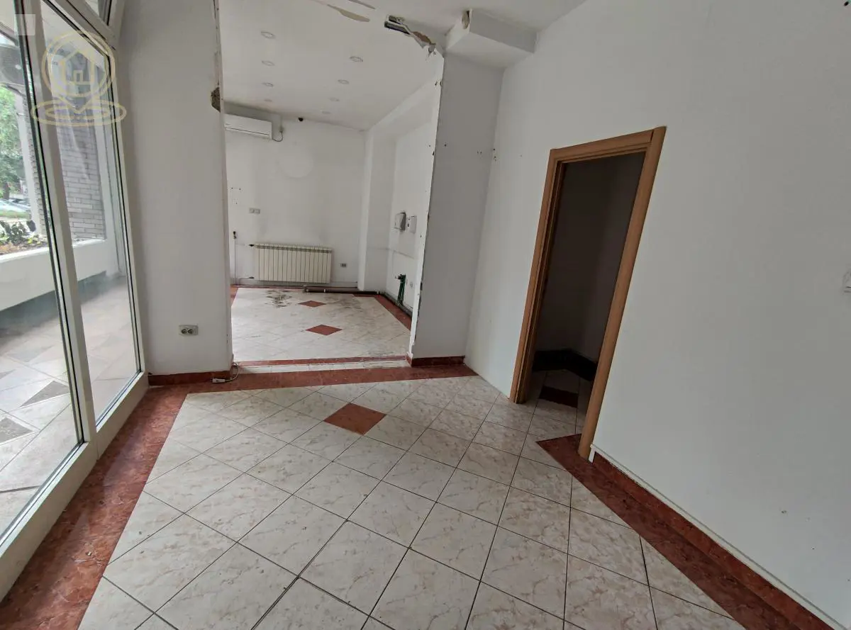  uknjizeni poslovni prostor Novi Beograd Novi Merkatora (blok 29 30 33) 590 evra 
