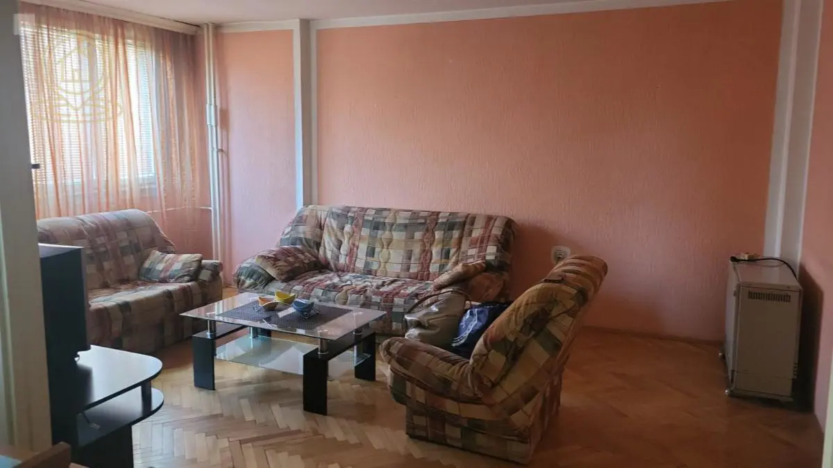 stanovi Niš Bulevar Nemanjica  uknjizeni Trosoban 