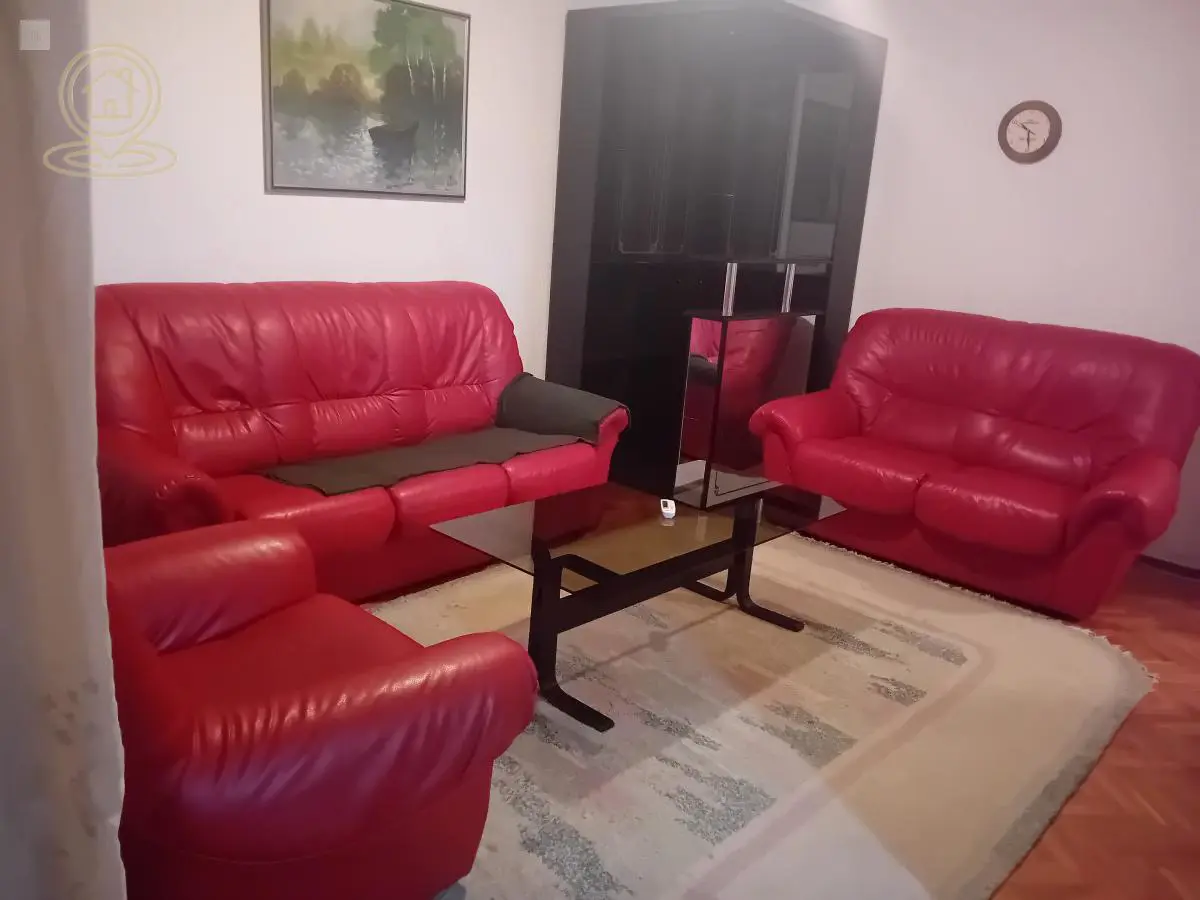  uknjizeni Trosoban stanovi Bulevar zona III - 400 evra 