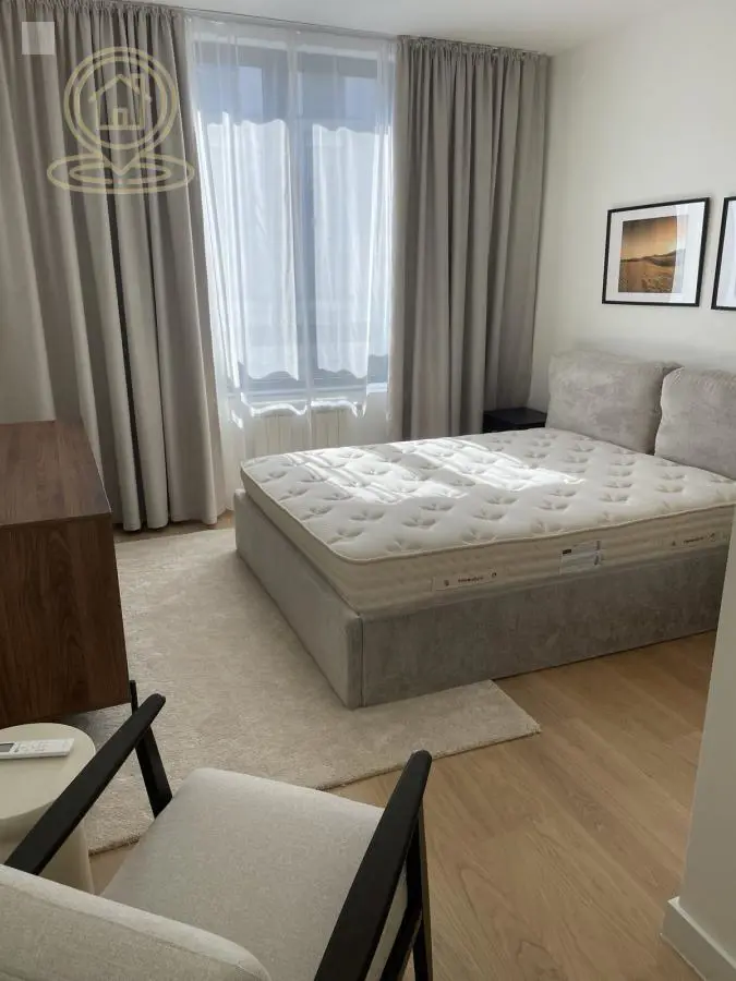  novogradnja Trosoban stanovi Savski venac Beograd na vodi 1600 evra 