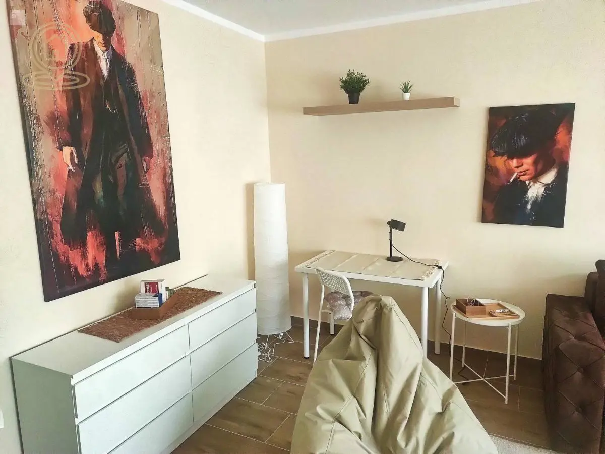 Jednoiposoban stanovi Voždovac Dušanovac 600 evra 