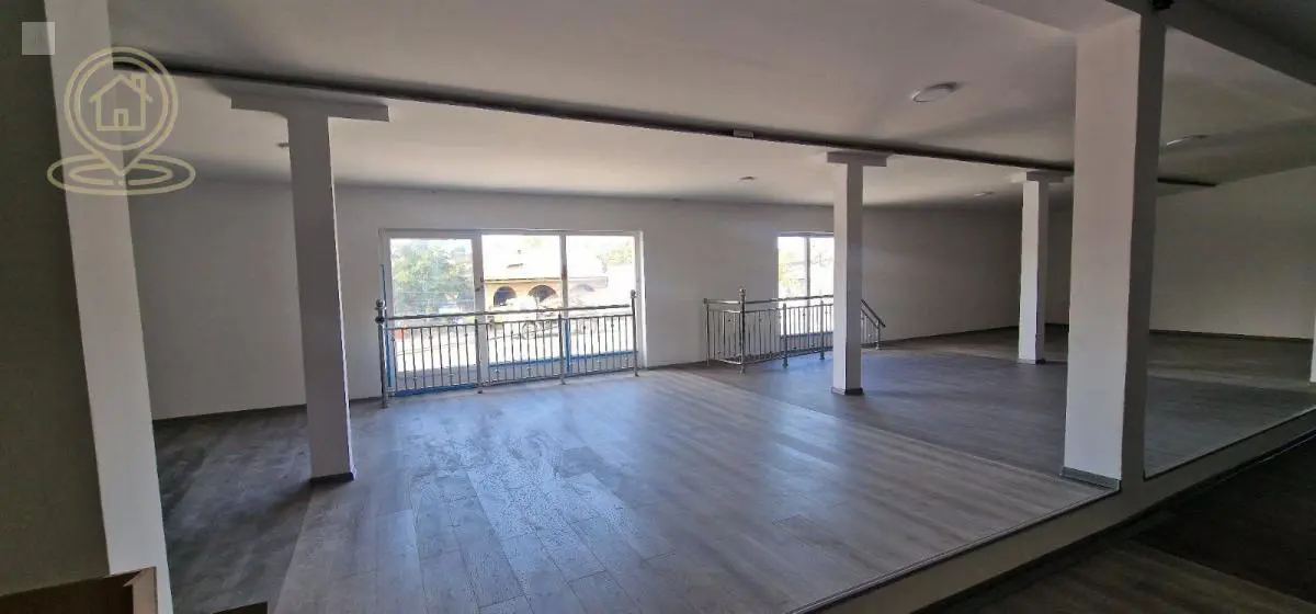 Novi Sad Klisa  novogradnja poslovni prostor 1000 evra 