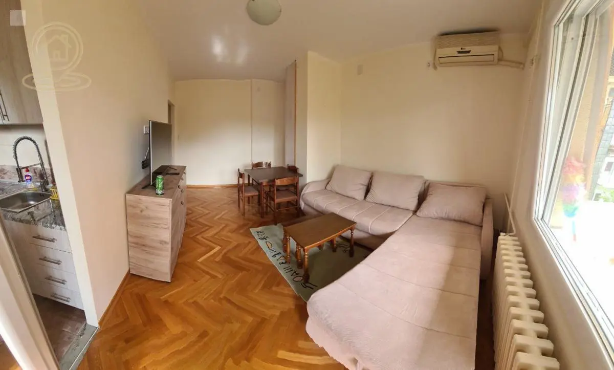 stanovi Novi Sad Trosoban 