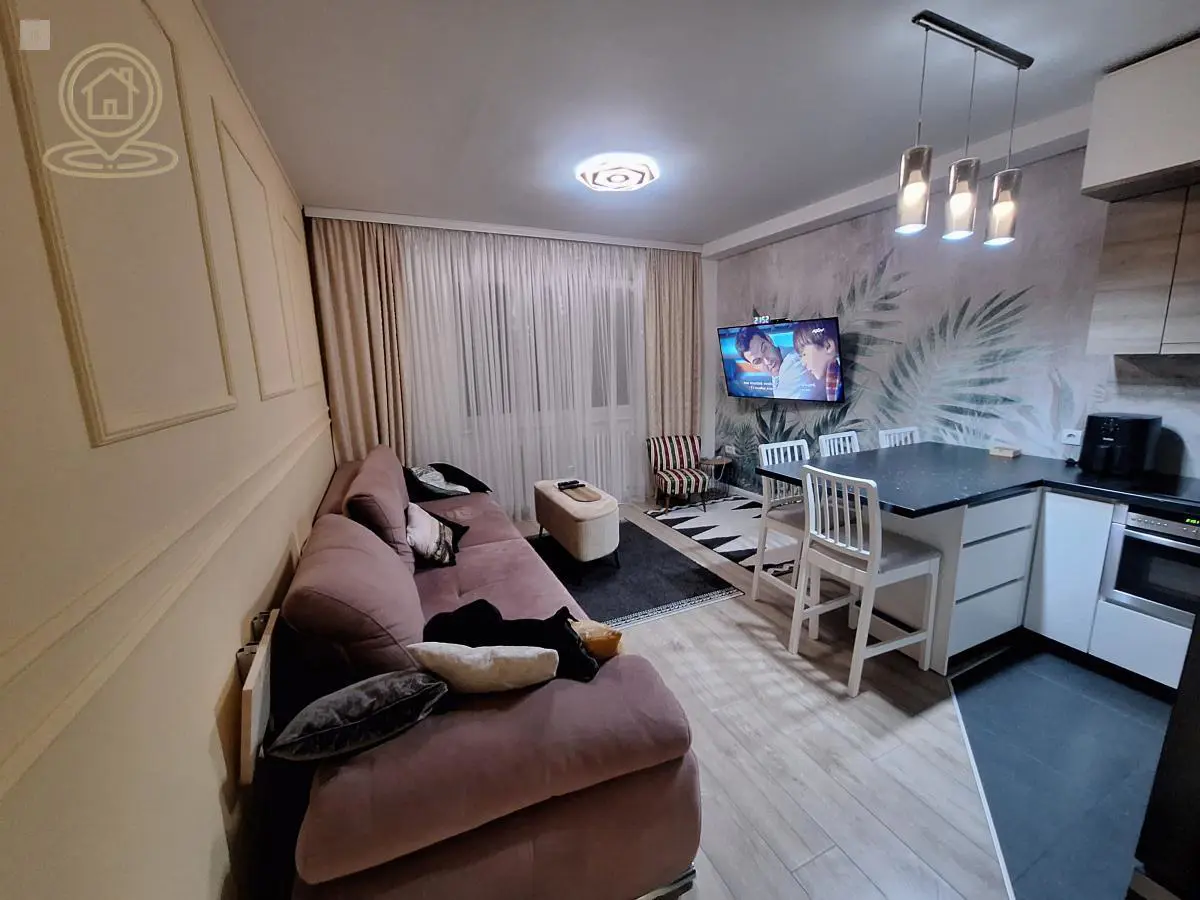  uknjizeni Trosoban stanovi Stari Grad - 230000 evra 