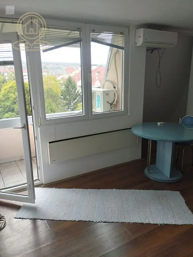 Niš Mediana  uknjizeni Jednoiposoban stanovi 72000 evra 