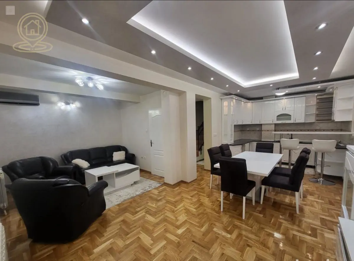 Novi Sad Nova detelinara Dvoiposoban stanovi 600 evra 