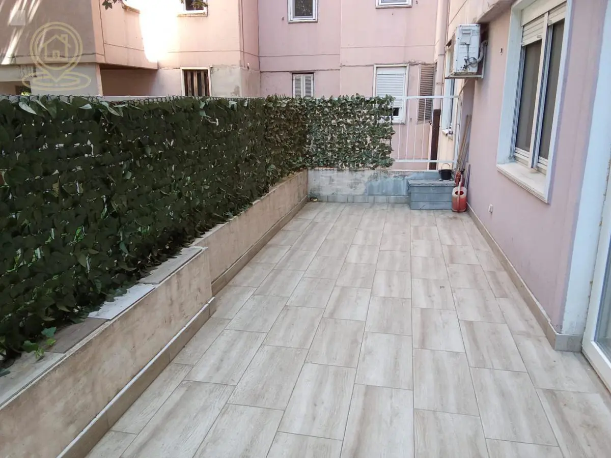 Beograd Novi Beograd  uknjizeni poslovni prostor 259000 evra 