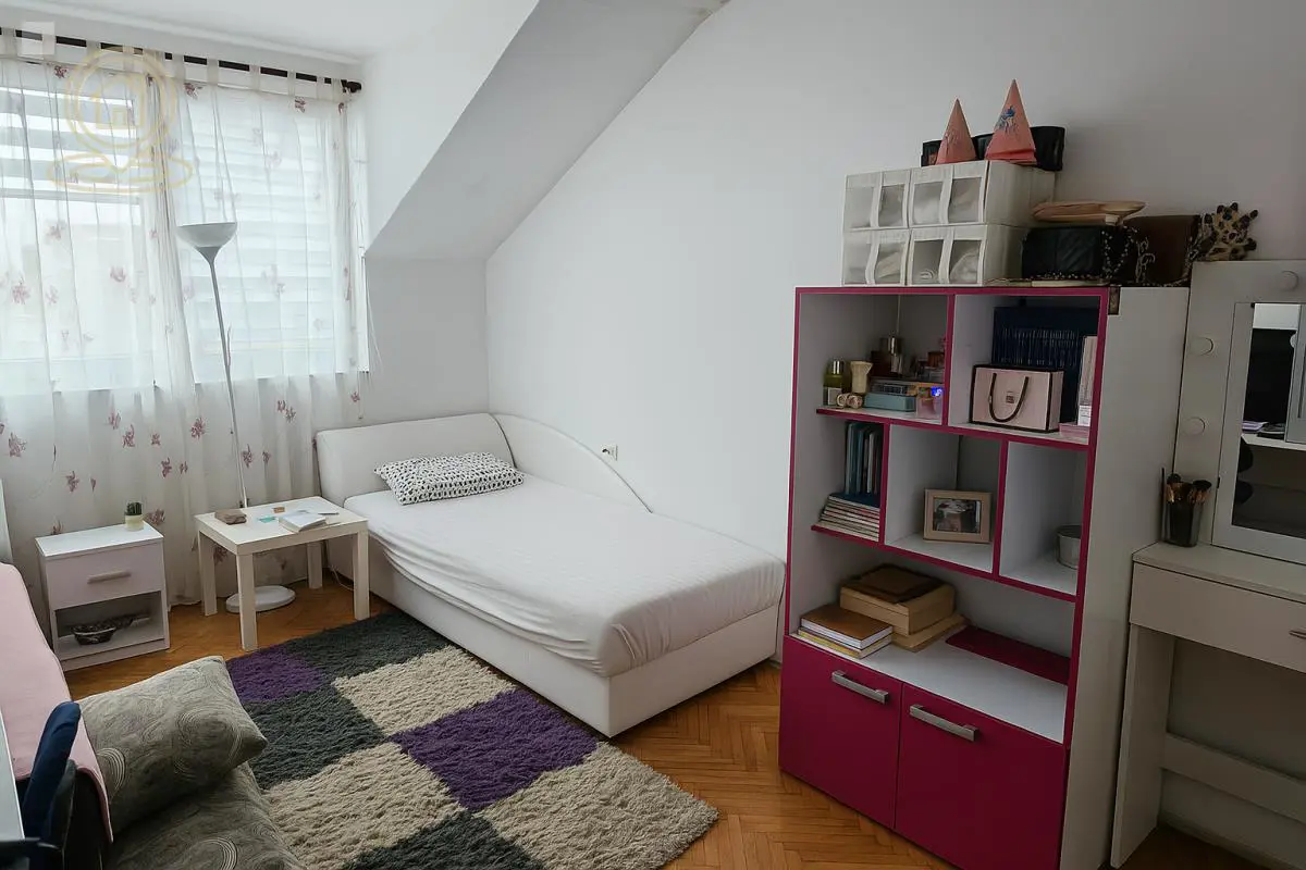 Dvoiposoban stanovi Crveni Pevac - 92000 evra 