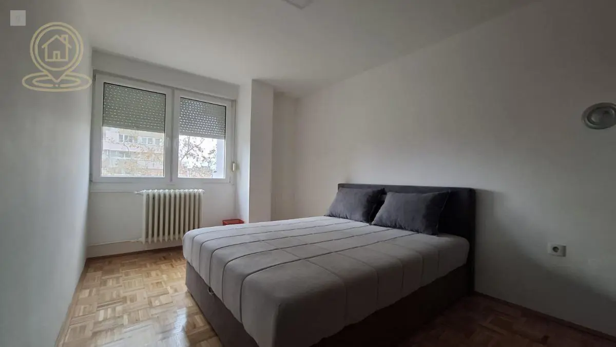 Dvosoban stanovi Liman 3 - 450 evra 