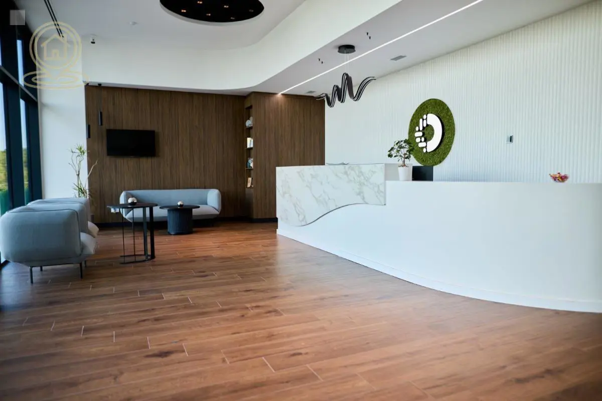  novogradnja poslovni prostor Petrovaradin - 5500 evra 